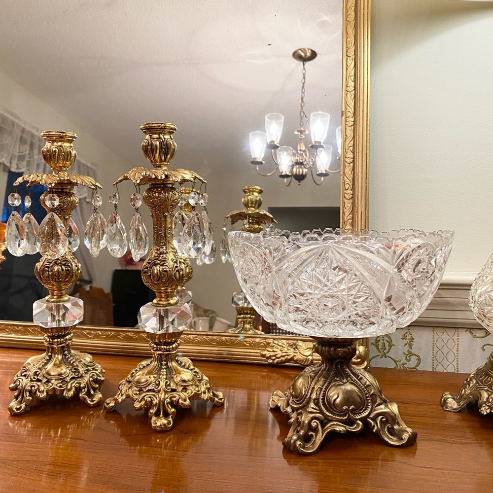 Antique 1952 Hollywood Regency Brass Cut Crystal Candlesticks With Prisms RARE! - Picture 2 of 10